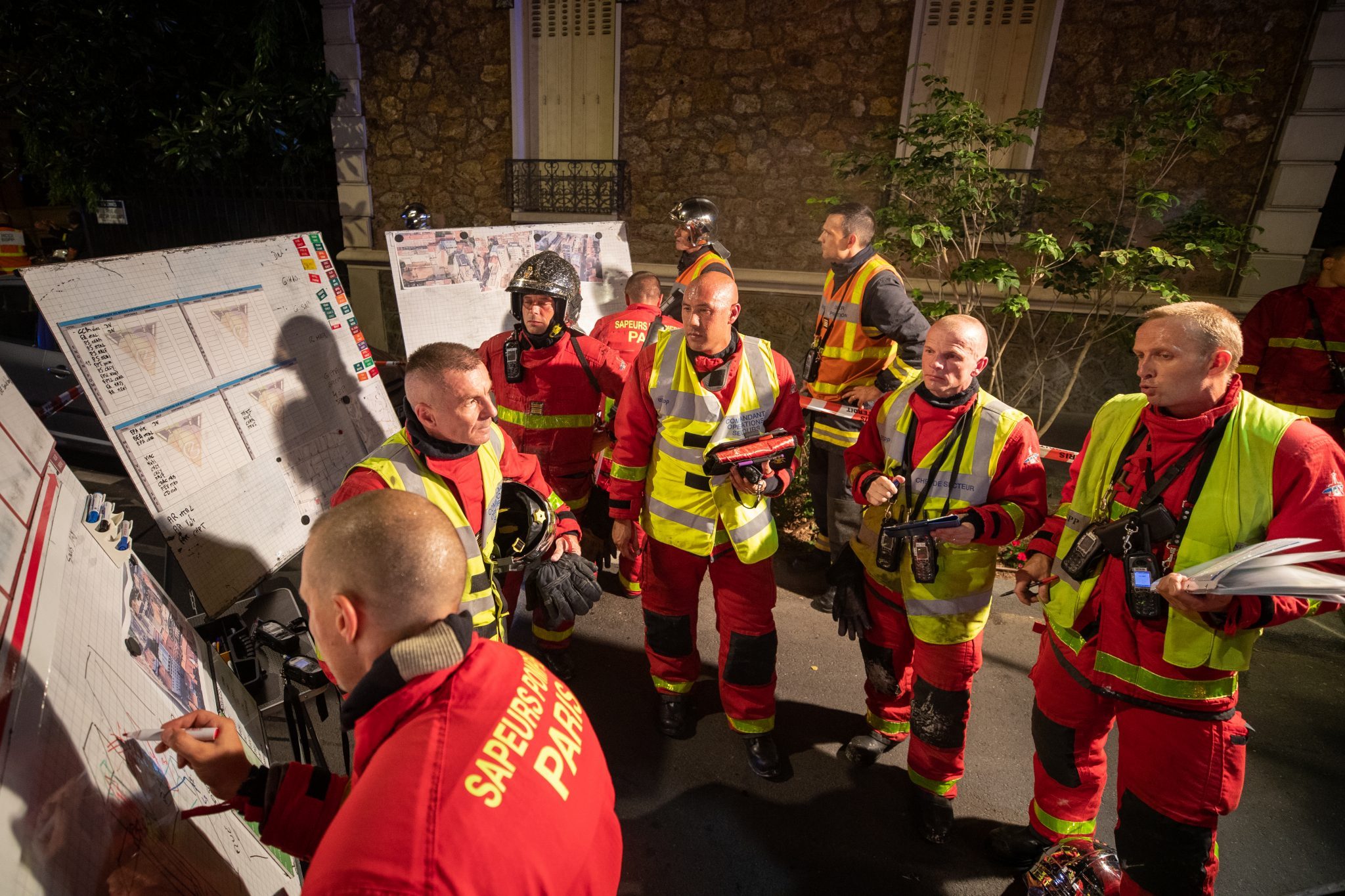 RETOUR D INTER Feu d immeubles à Vincennes allo18